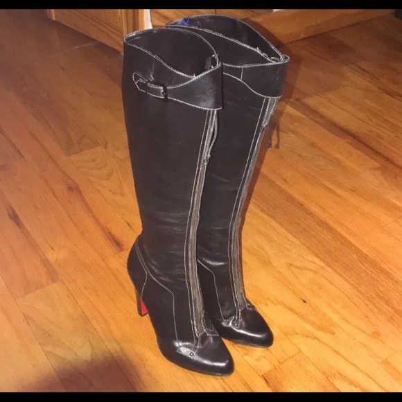 🛑SOLD🛑 Authentic Christian Louboutin Calf Boots - Picture 6 of 6